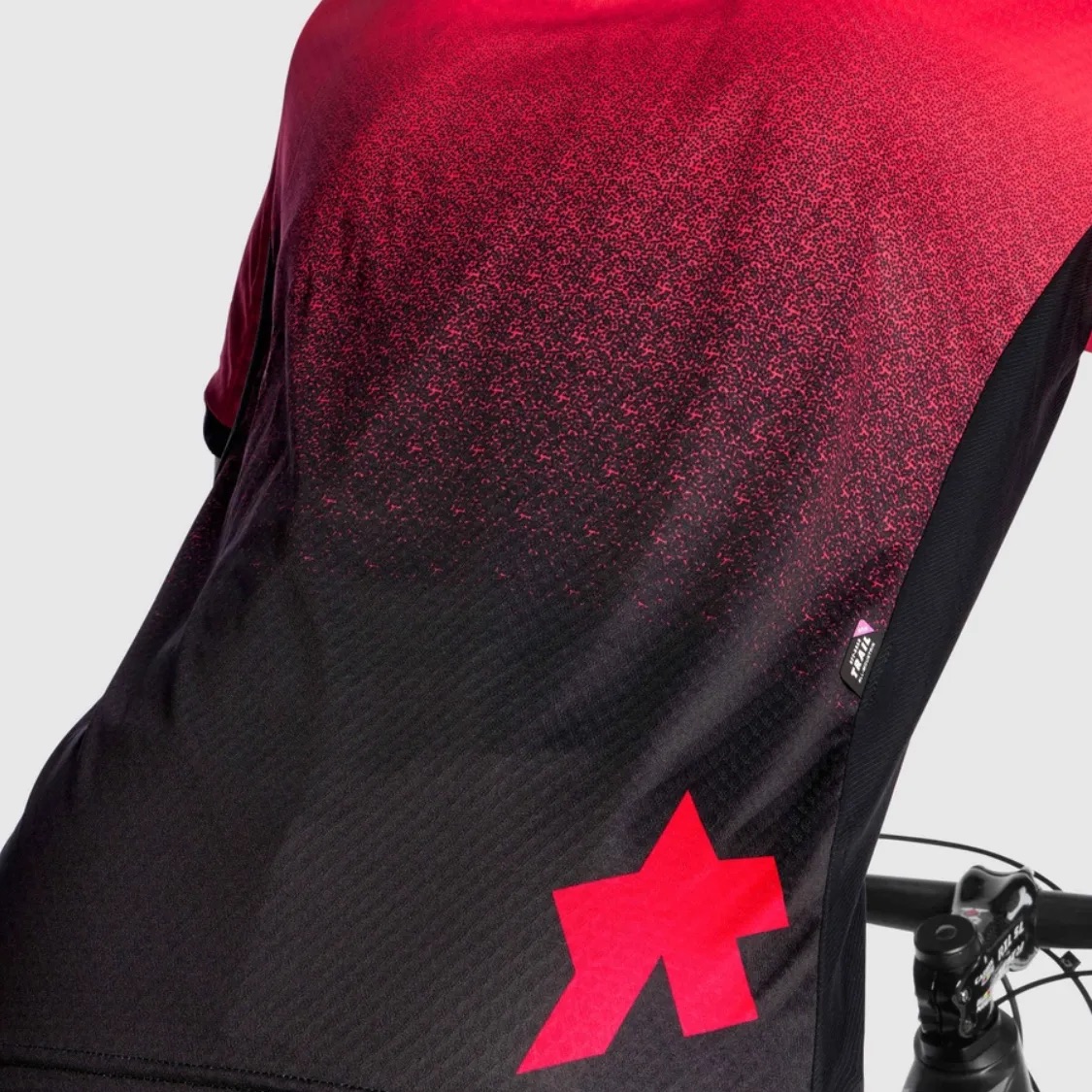 Koszulka Assos Trail Women Zodzilla Lunar Red OUTLET